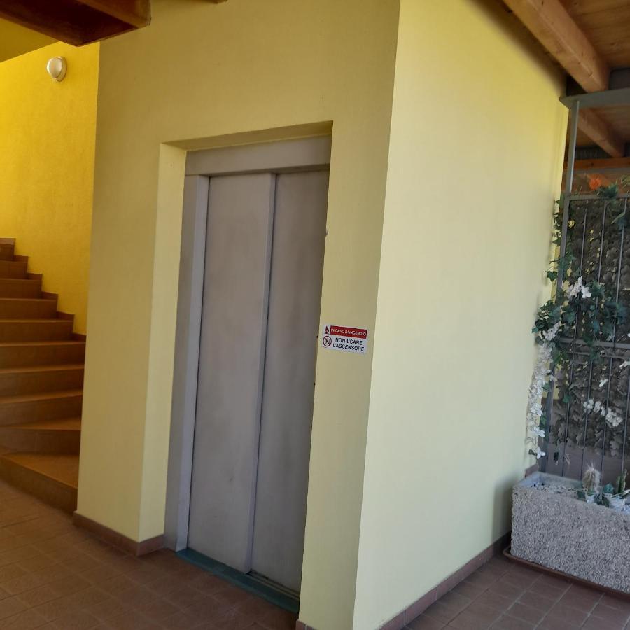 Garda Felice Desenzano del Garda Exterior foto